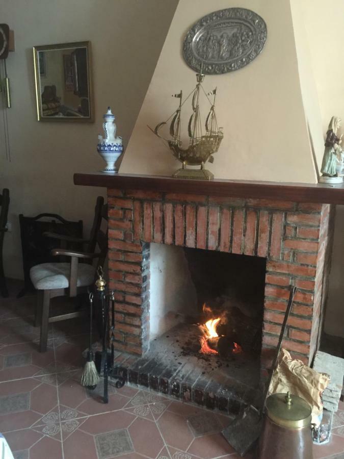 Teba Casa Rural Antigua Ermita Del Rosario מראה חיצוני תמונה