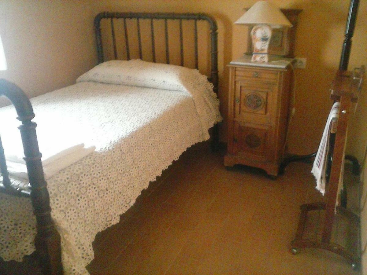 Teba Casa Rural Antigua Ermita Del Rosario מראה חיצוני תמונה