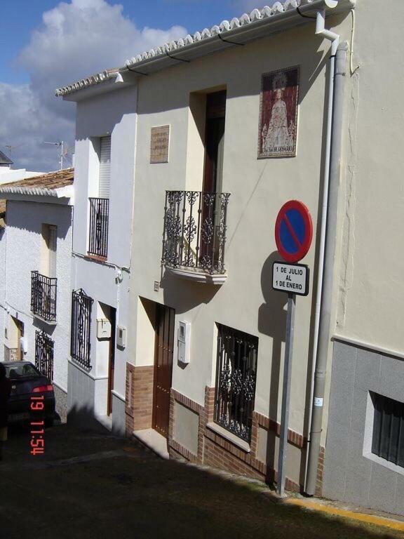 Teba Casa Rural Antigua Ermita Del Rosario מראה חיצוני תמונה