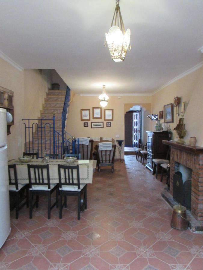Teba Casa Rural Antigua Ermita Del Rosario מראה חיצוני תמונה